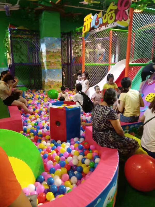 室内儿童游乐设备生产厂家哪里有